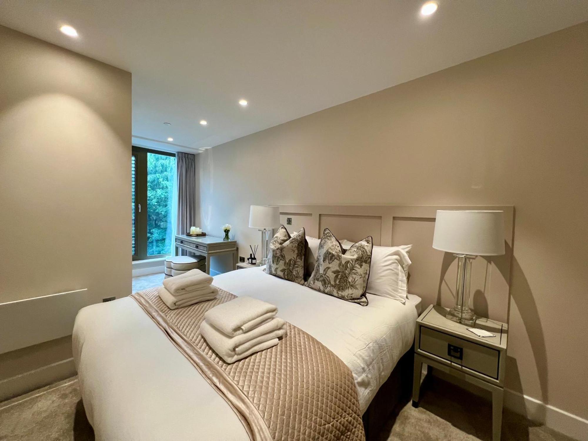Апартаменты The Noir Blanc Retreat At Ryedale House Йорк Экстерьер фото