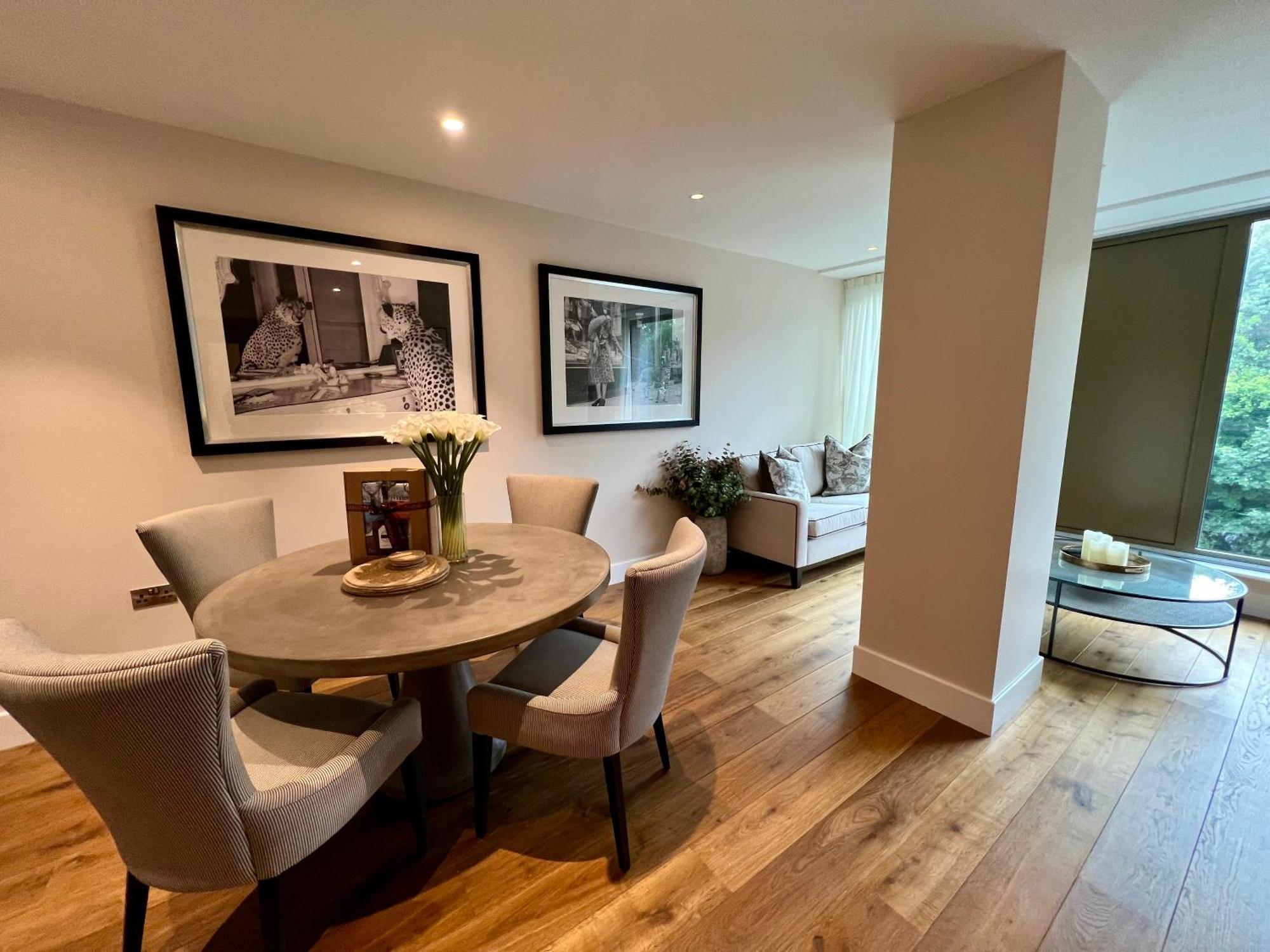 Апартаменты The Noir Blanc Retreat At Ryedale House Йорк Экстерьер фото